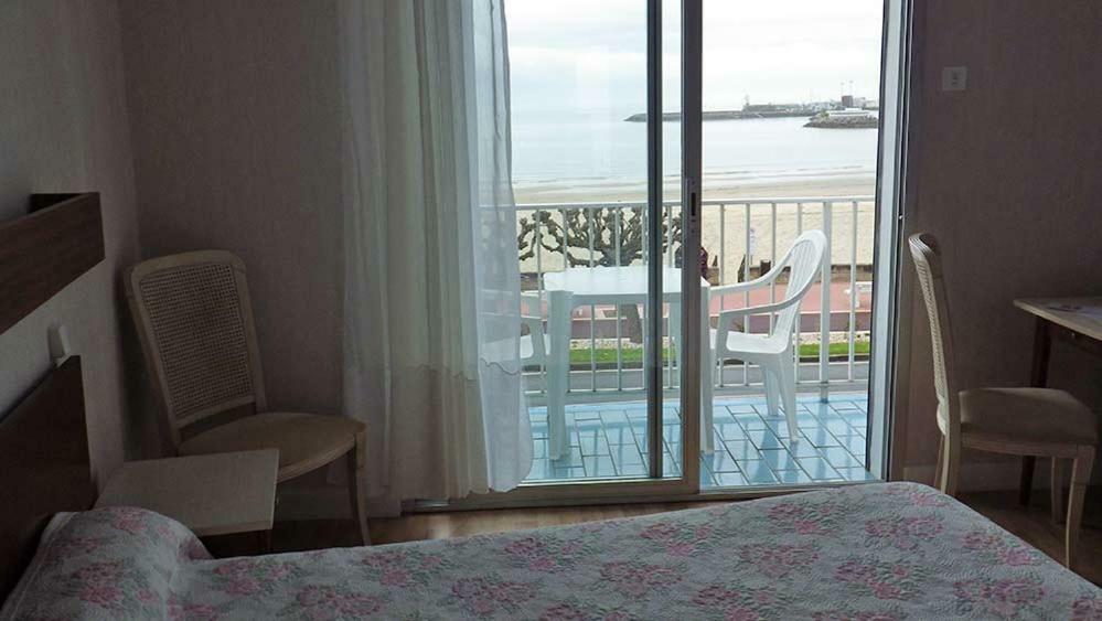Les Embruns Hotel Royan Exterior photo
